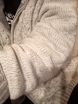 Snapshot of teekoine1 chatting on 01/13/26, 06:06 teekoine1 online show from 01/13/26, 06:06