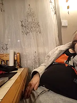 Snapshot of teekoine1 chatting on 11/11/25, 03:01 teekoine1 online show from 11/11/25, 03:01