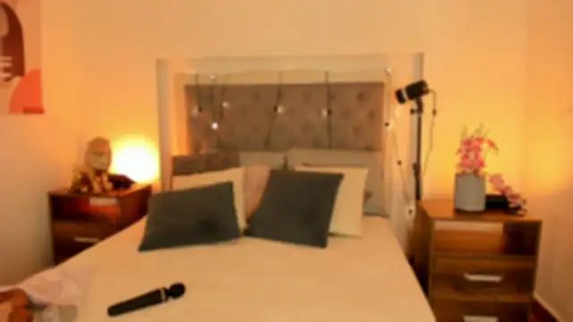 mia crawford online show from 03/22/26, 01:12