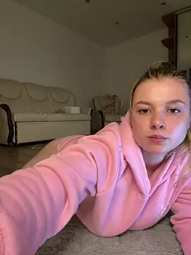 freiiaflower online show from 05/31/26, 08:31