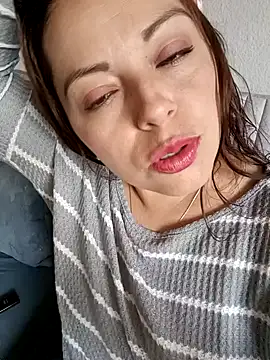 Snapshot of seherlatin chatting on 10/07/25, 03:24 seherlatin online show from 10/07/25, 03:24