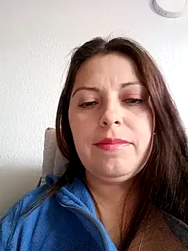 Snapshot of seherlatin chatting on 10/08/25, 08:09 seherlatin online show from 10/08/25, 08:09