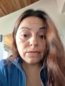 Snapshot of seherlatin chatting on 12/14/25, 06:24 seherlatin online show from 12/14/25, 06:24