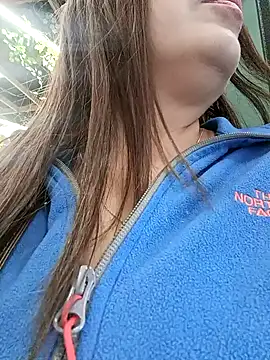 Snapshot of seherlatin chatting on 10/17/25, 07:37 seherlatin online show from 10/17/25, 07:37