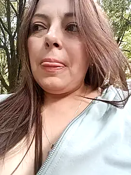 Snapshot of seherlatin chatting on 11/07/25, 07:18 seherlatin online show from 11/07/25, 07:18