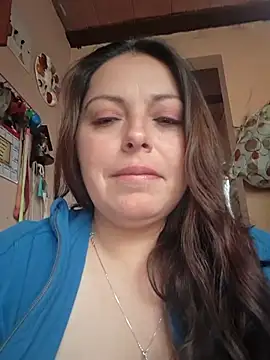 Snapshot of seherlatin chatting on 04/21/26, 09:32 seherlatin online show from 04/21/26, 09:32
