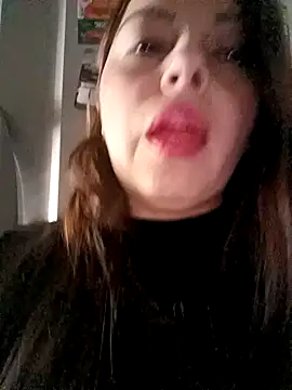 Snapshot of seherlatin chatting on 10/01/25, 03:27 seherlatin online show from 10/01/25, 03:27