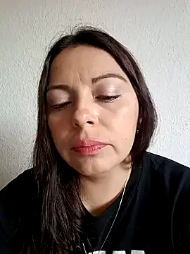 Snapshot of seherlatin chatting on 03/15/25, 07:16 seherlatin online show from 03/15/25, 07:16