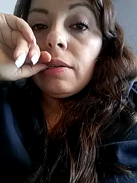 Snapshot of seherlatin chatting on 10/20/25, 06:08 seherlatin online show from 10/20/25, 06:08