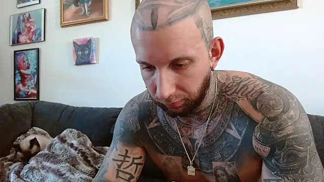 bobbybacala91 online show from 03/18/25, 08:59