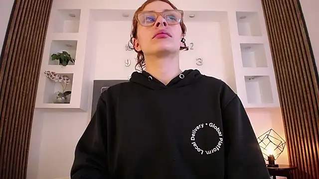 Katy Van online show from 02/07/26, 08:28