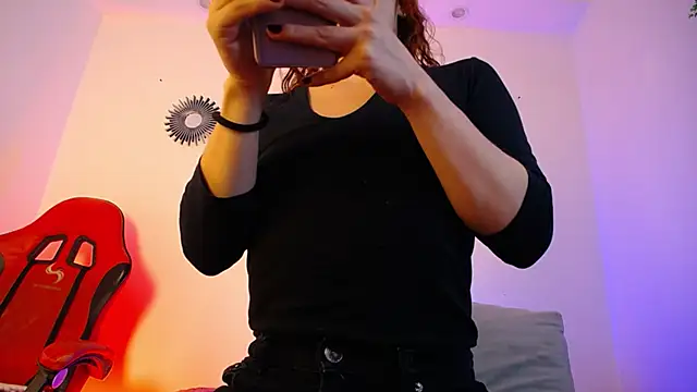 Katy Van online show from 11/14/25, 08:56