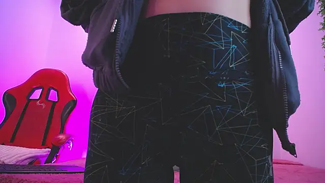 Katy Van online show from 11/22/25, 08:51