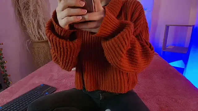 Katy Van online show from 10/17/25, 09:16