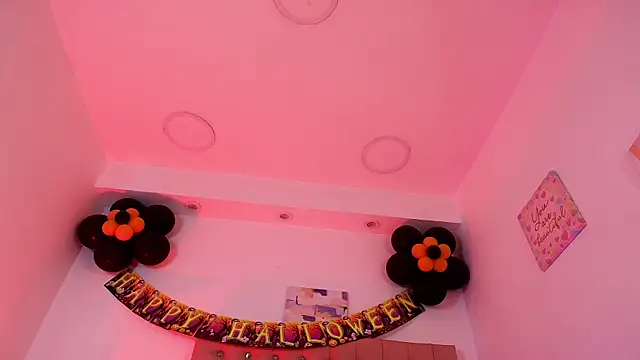 Katy Van online show from 10/19/25, 08:44