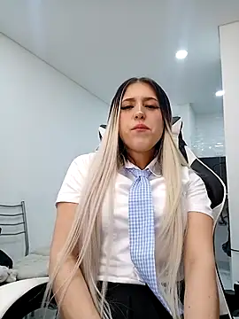 eva-2023 online show from 11/08/25, 02:59