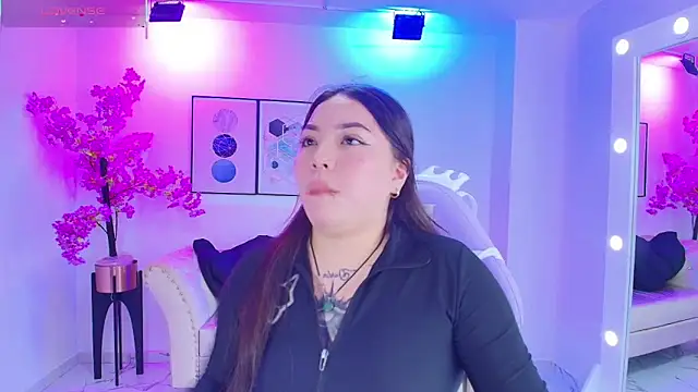 Isa reel online show from 10/17/25, 07:37