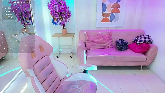 Isa reel online show from 11/23/25, 12:37