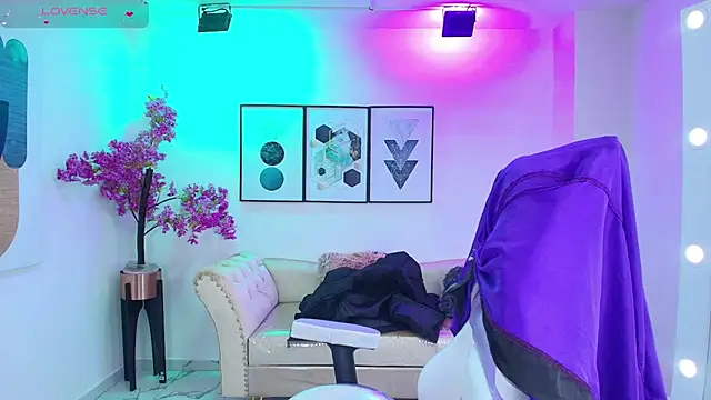 Isa reel online show from 09/27/25, 07:53