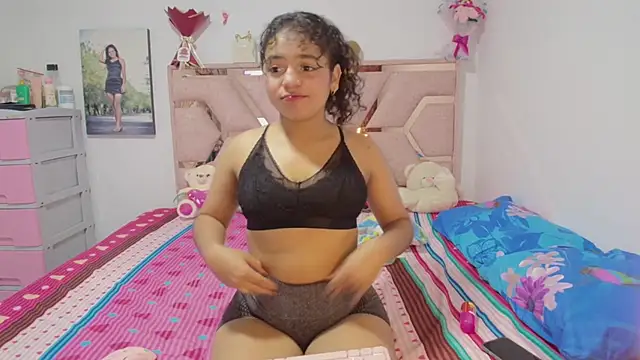 Winnifer Gonzal online show from 03/24/26, 03:06