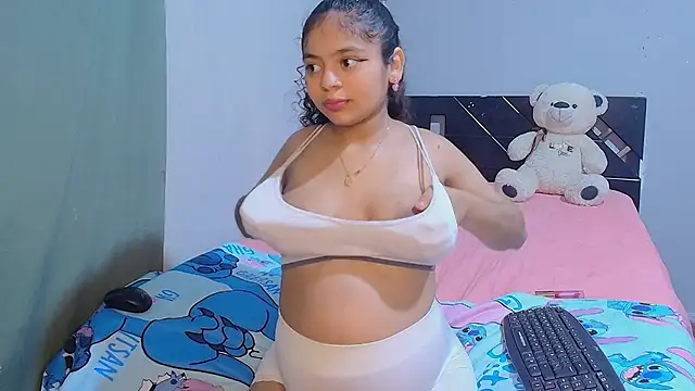 Winnifer Gonzal online show from 09/09/25, 03:05