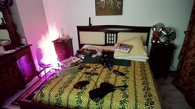 CharlotteVixxens online show from 03/31/26, 11:18