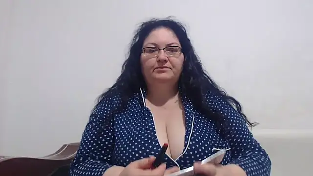 Nykyxo online show from 04/09/26, 10:16