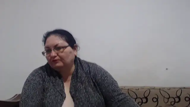 Nykyxo online show from 04/08/26, 09:38