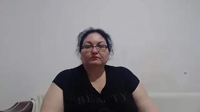 Snapshot of Nykyxo chatting on 05/18/26, 12:00 Nykyxo online show from 05/18/26, 12:00