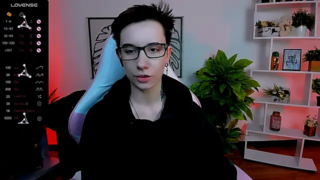 Snapshot of _Rein_ramm chatting on 02/24/25, 12:26 Rein ramm online show from 02/24/25, 12:26