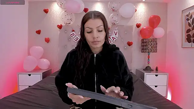 NatyQueen  online show from 02/14/26, 12:27