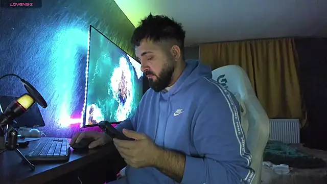 Eduu2322 online show from 12/22/25, 09:37