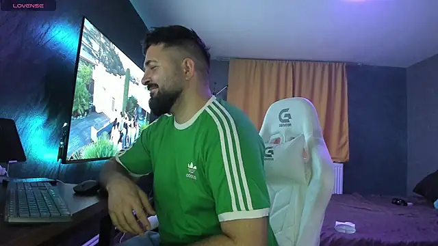 Eduu2322 online show from 11/03/25, 09:29