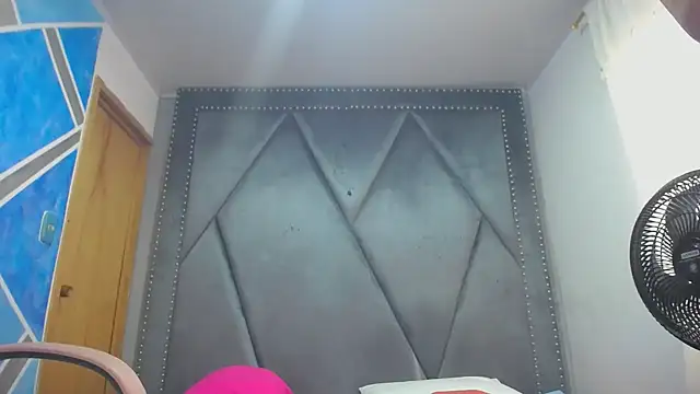 MeganMilF2 online show from 02/17/26, 01:08