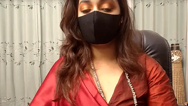 Snapshot of OH-Monica chatting on 10/19/25, 08:55 OH-Monica online show from 10/19/25, 08:55