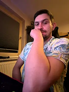 Shaiiboy online show from 12/01/25, 04:24