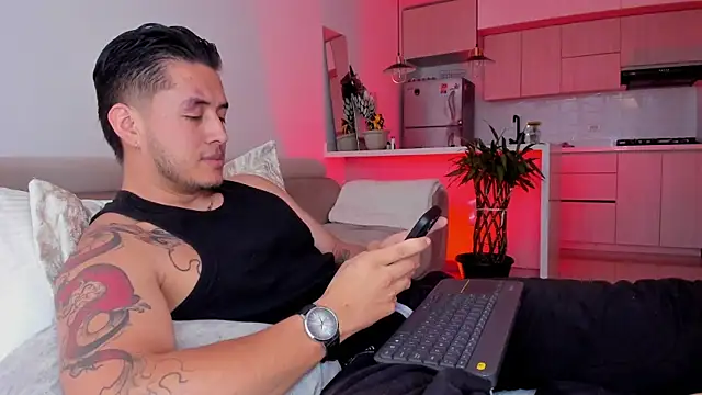 Chriskyle  online show from 11/20/25, 12:50