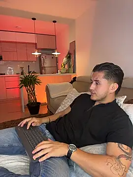 Chriskyle  online show from 11/28/25, 12:44