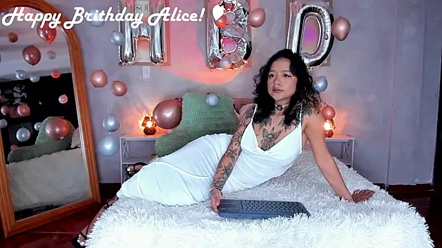 AliceBanks online show from 08/03/26, 11:27