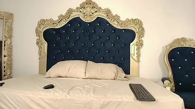 thecrazyadamss  online show from 11/15/25, 04:22