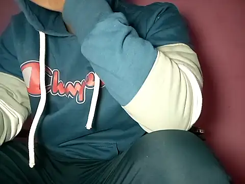 damsexy4 online show from 01/01/25, 09:49