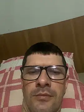 Juliano2289 online show from 04/15/26, 09:48