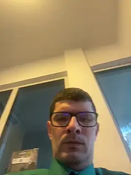 Juliano2289 online show from 04/16/26, 06:08