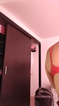 CurvySara1 online show from 06/29/26, 07:57