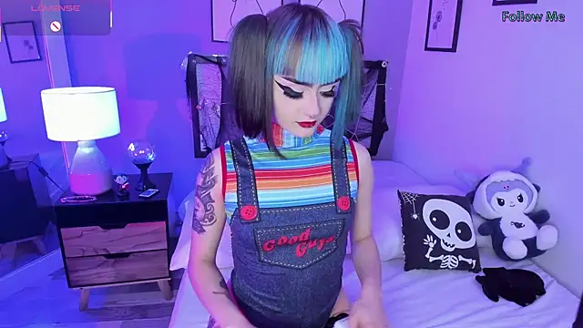 Liza Sweett online show from 10/28/25, 10:09