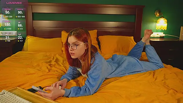 Katy  Ethereal online show from 11/16/25, 03:11