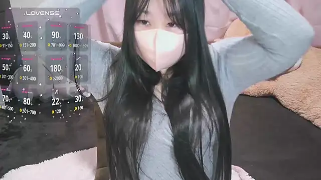 yuinyan3150 online show from 11/21/25, 03:38