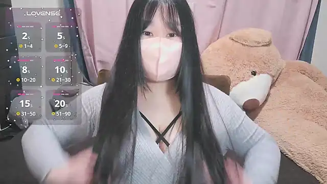 yuinyan3150 online show from 04/07/26, 08:32