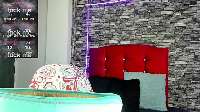 Ashleymonroe14 online show from 12/04/25, 04:33