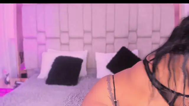 Snapshot of mary_kisses chatting on 11/28/25, 08:20 mary kisses online show from 11/28/25, 08:20